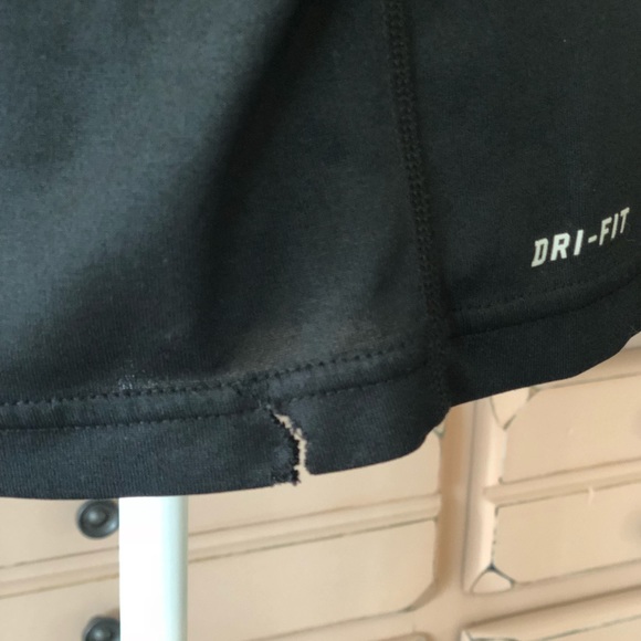 Nike Dri-Fit - Picture 4 of 4